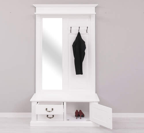 Weiße Landhaus Garderobe mit Spiegel